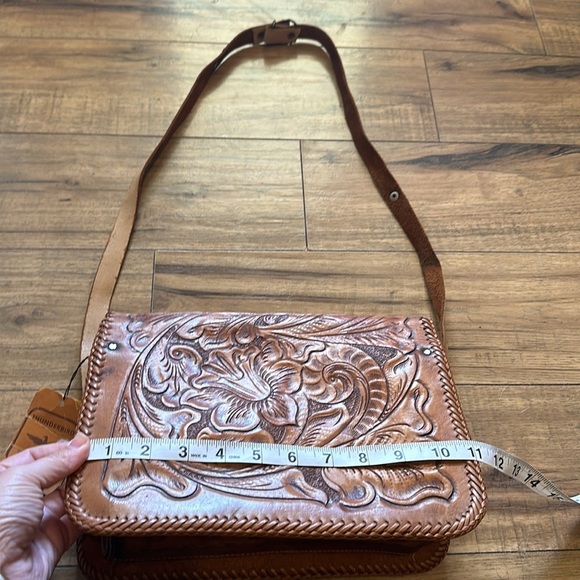 Thunderbird VINTAGE Hand Tooled Western Bag NWT - Picture 10 of 15